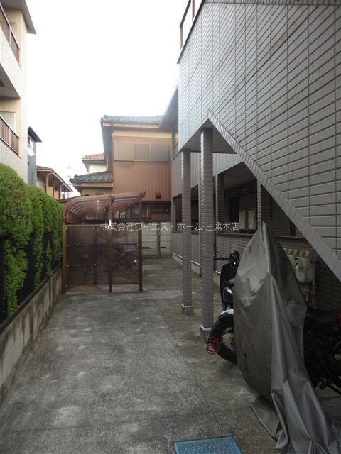 グリン・シャトル 玄関