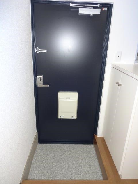 第一渡部コーポ 玄関