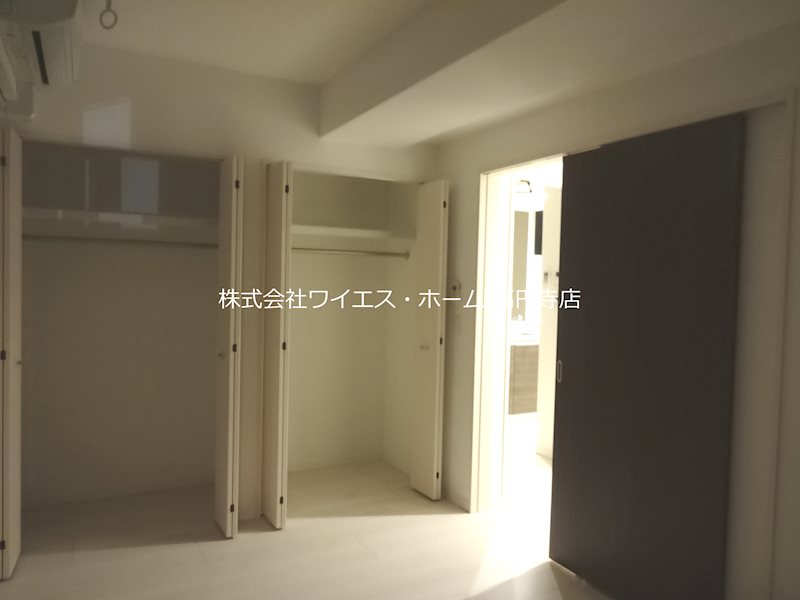ベッドルーム