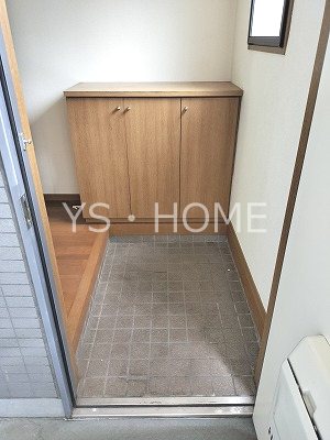 グリーンパーク　　 玄関
