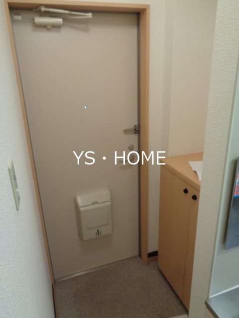 グレースハイム 玄関