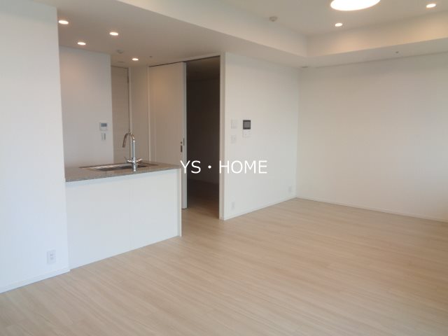 WORLD TOWER RESIDENCE その他10