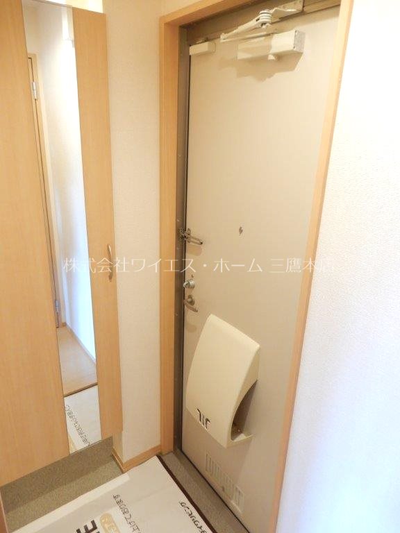 ゼルコヴァ北野 玄関