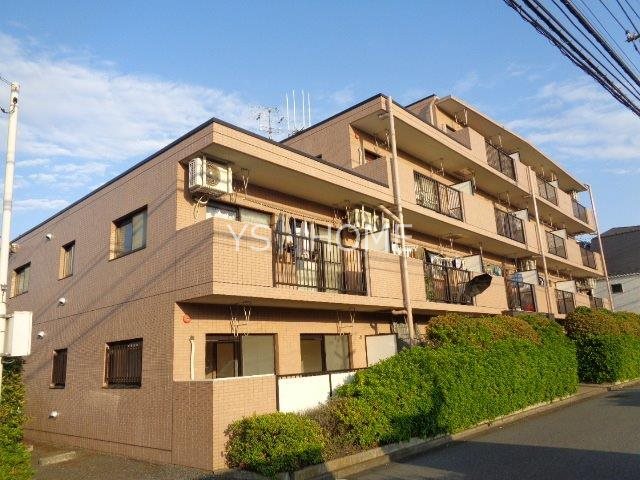 ファミーユ柳沢 外観