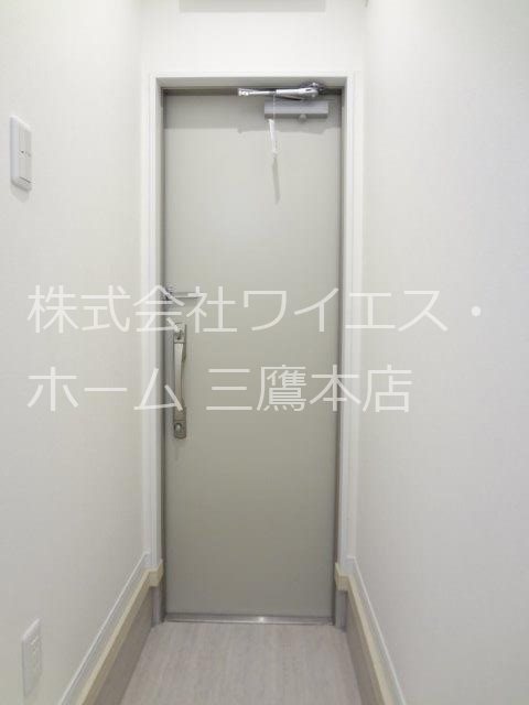 ソルナクレイシア三鷹 玄関