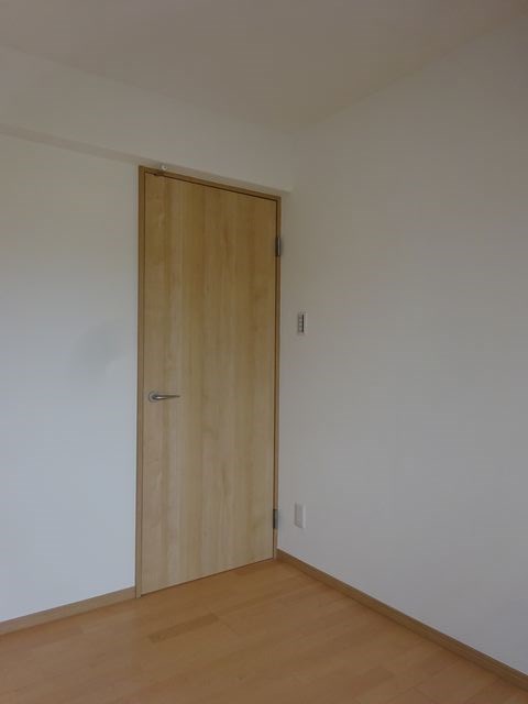 その他13