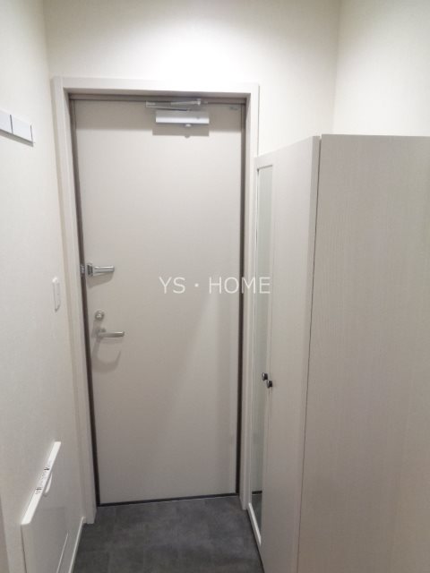 クロシェット井の頭 玄関
