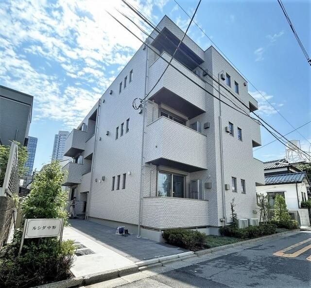 ルシダ中野 外観