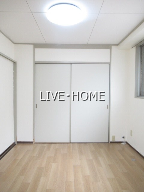 ベッドルーム