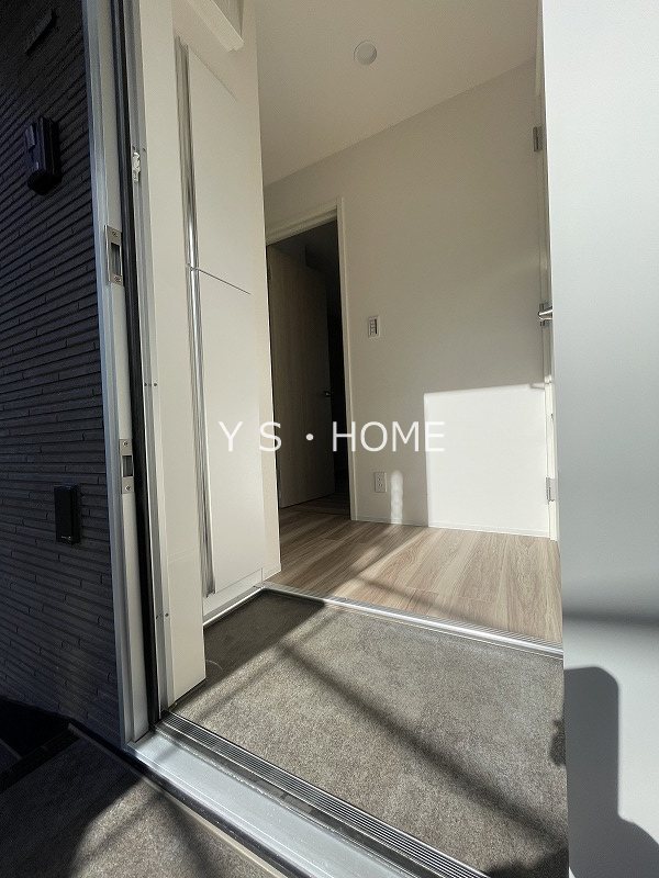 エイグラン一橋学園 玄関