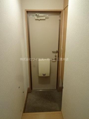 マロンヒルズⅡ 玄関