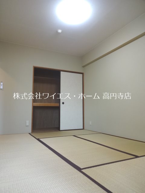 ベッドルーム