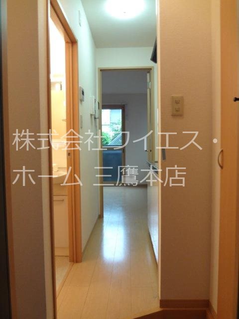 Past　19 玄関