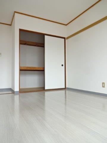 フォーレストヒルズ ベッドルーム