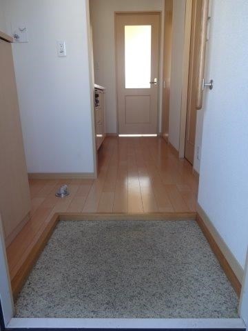 シャーメゾン上連雀　 玄関