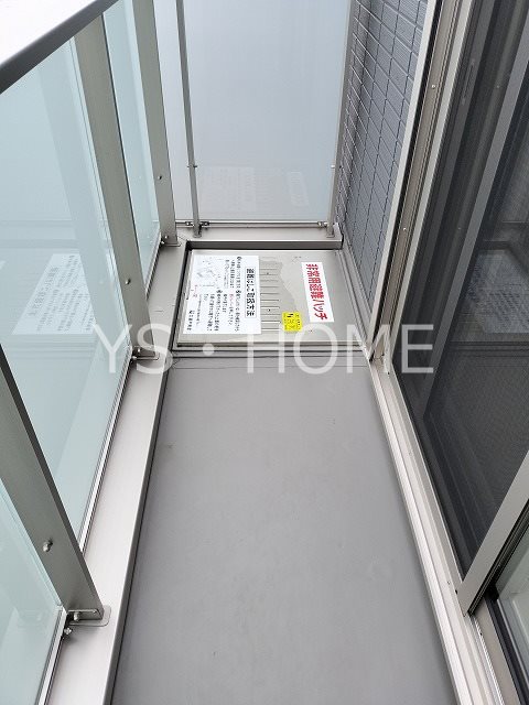レーヴェ前原町 ベランダ