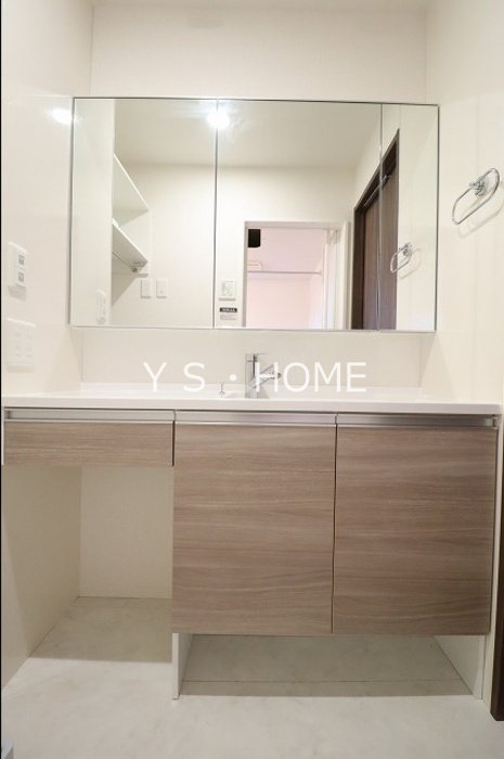 ワイズ・グラン その他1