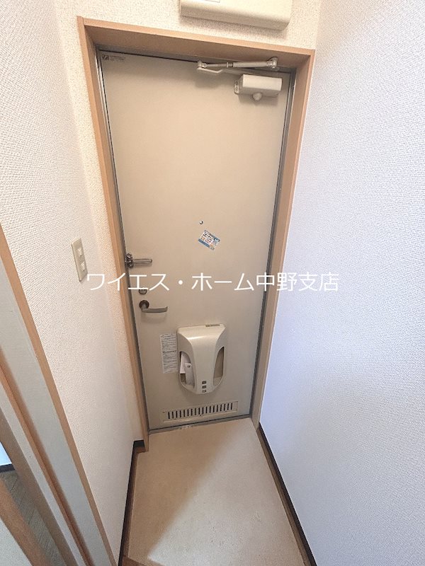 セレ下井草 玄関