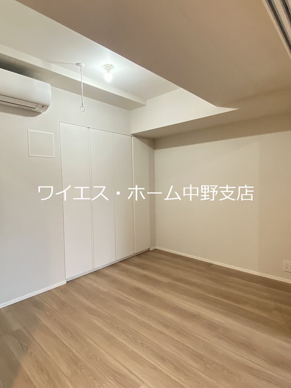 ベッドルーム