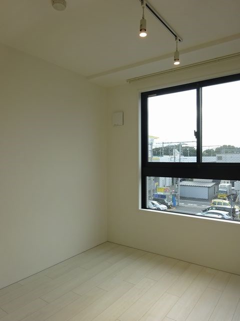 その他13