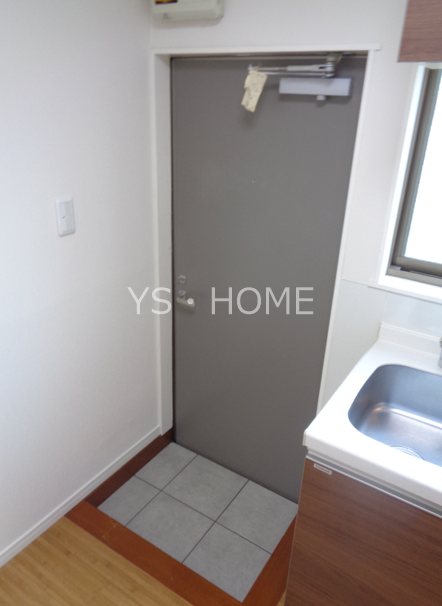 エクセランスＴ (生活保護限定) 玄関