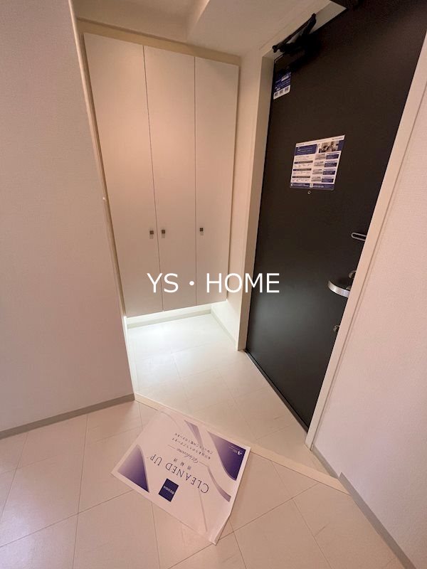 レジディア中落合B棟 玄関