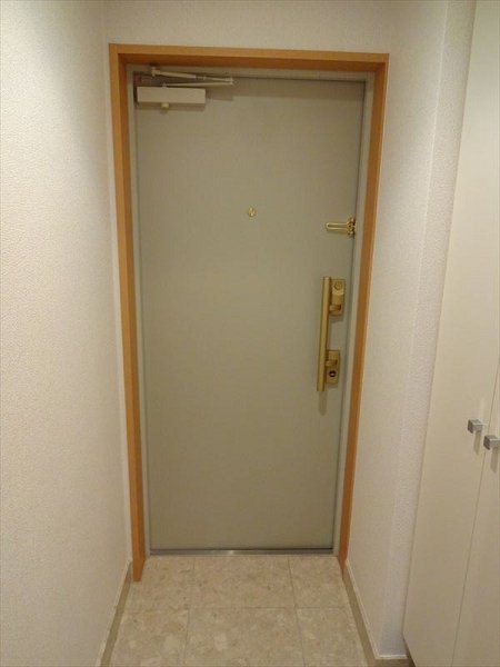 ウィンドシティ中野 玄関