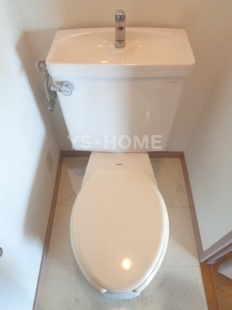 シャトー・ド・デューカル その他1