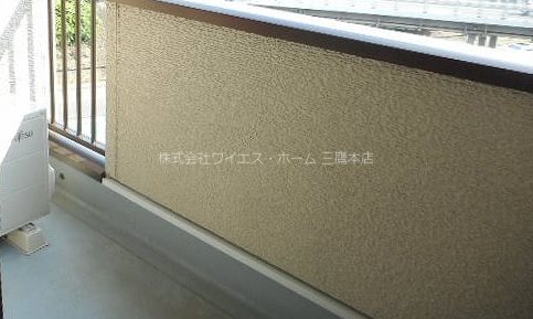 モヤ・クーチャ― ベランダ