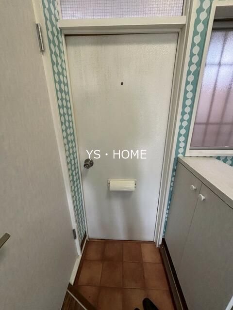 ヴィラコート上高田 玄関
