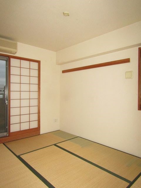 ベッドルーム