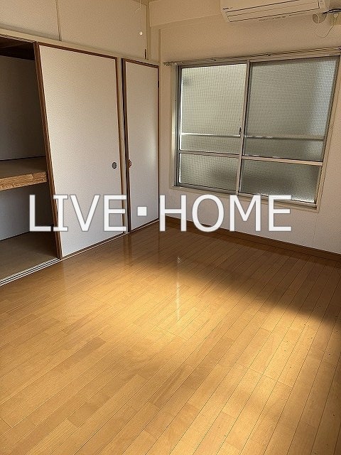 ベッドルーム