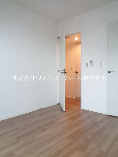 その他27