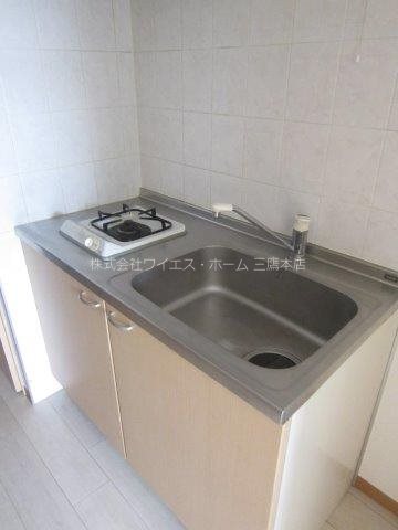 フレールかえで通り キッチン