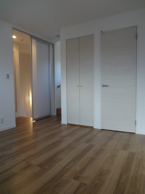 ベッドルーム
