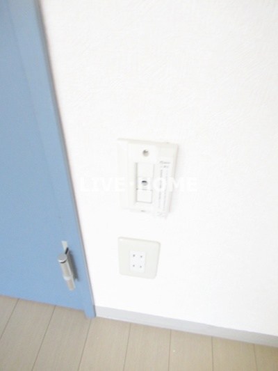 その他33