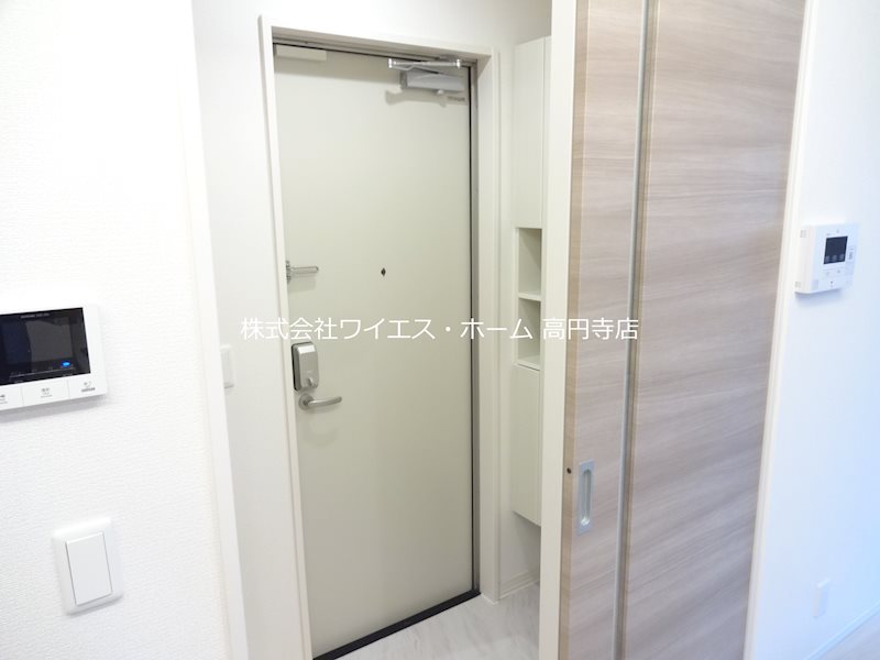 エクセリア南台 玄関