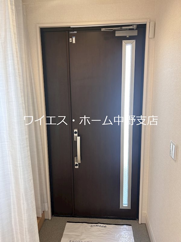 エコフォレスト 玄関