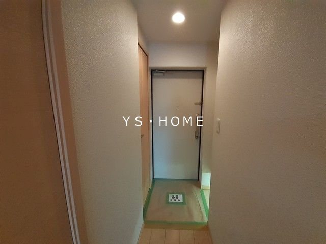フィオーレ三鷹台 玄関
