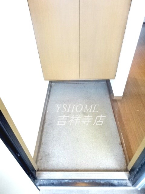ストークアレイ 玄関