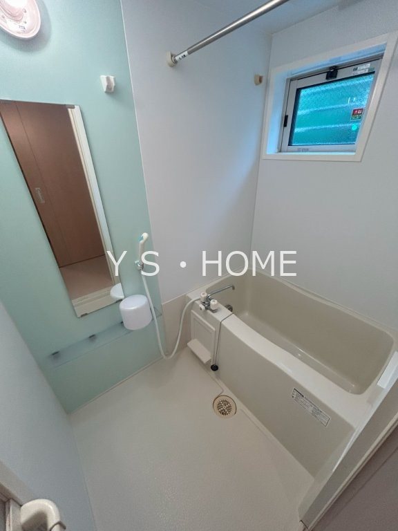 メゾン・ド・シャテーヌ 風呂画像