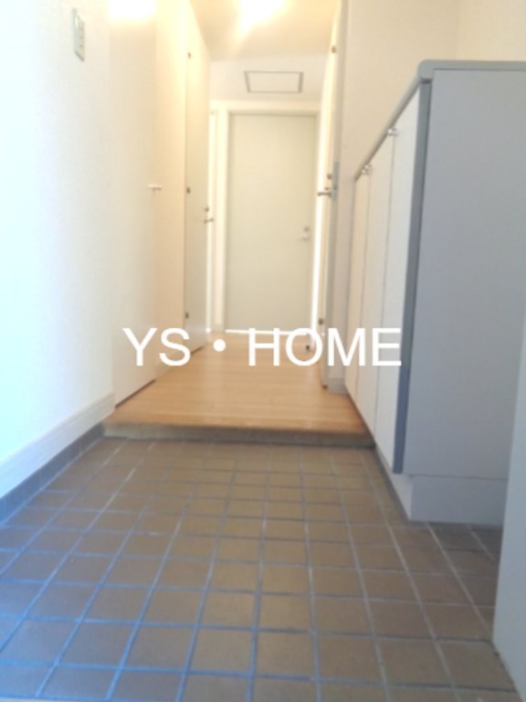 フラット浜田山B 玄関