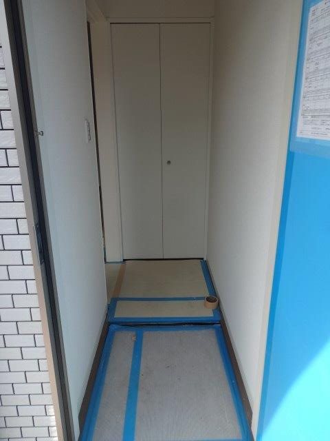 カモミーユ 玄関