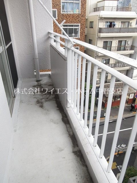 クラーレットビル  ベランダ