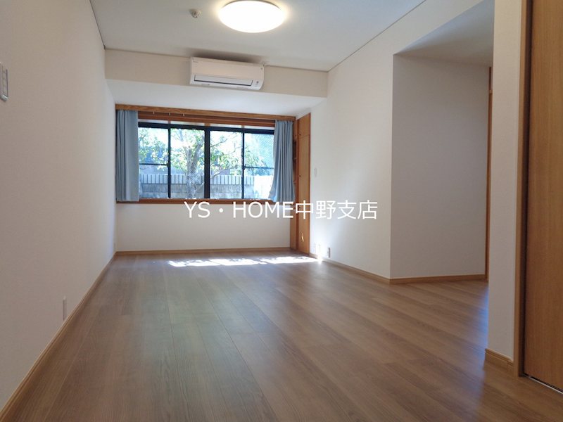 West Hill(ウエストヒル)  リビング