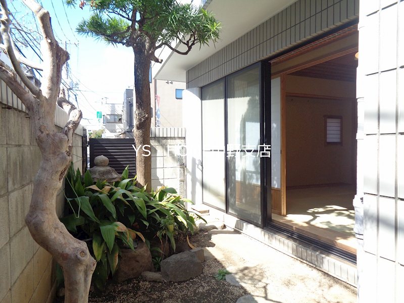 West Hill(ウエストヒル)  ベランダ