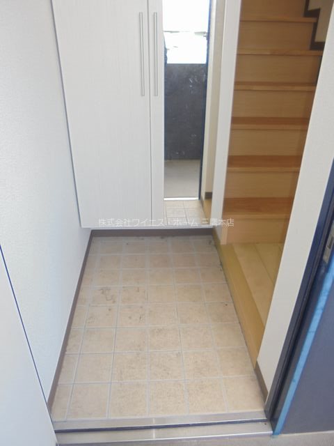 サーラ　グラシオーザ 玄関