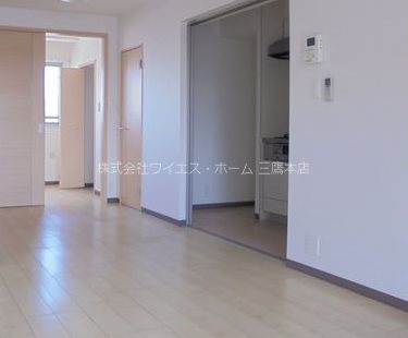 サーラ　グラシオーザ その他9