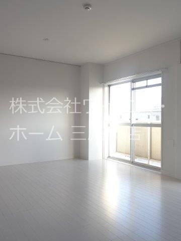 アールリエット武蔵境　1号棟 リビング