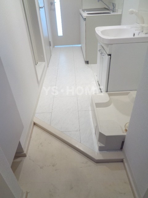 レソム南台 玄関